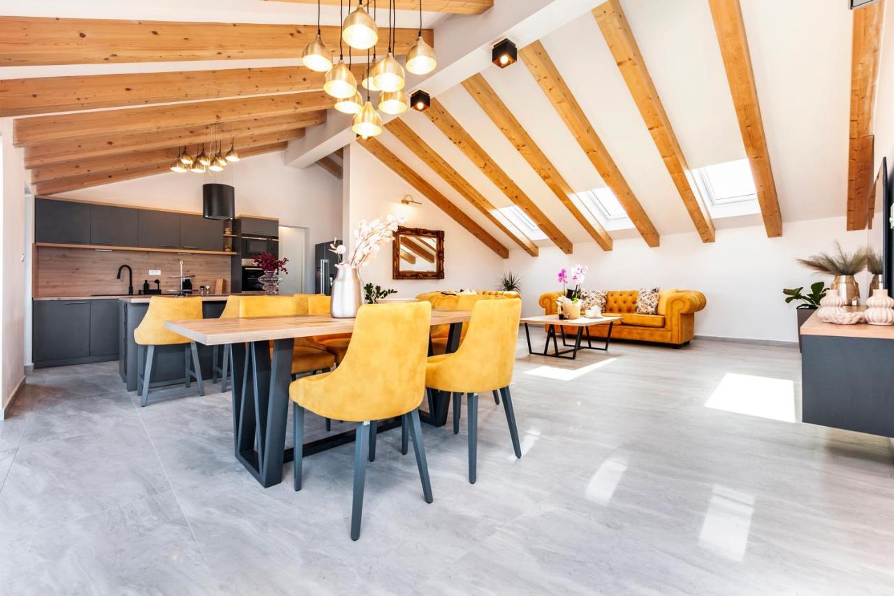 Boutique Residence Arion โรวีน ภายนอก รูปภาพ